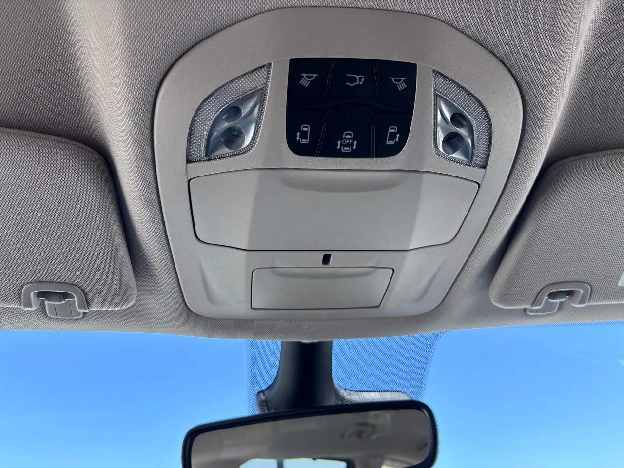 2024 Chrysler Pacifica Touring L FWD, photo 19