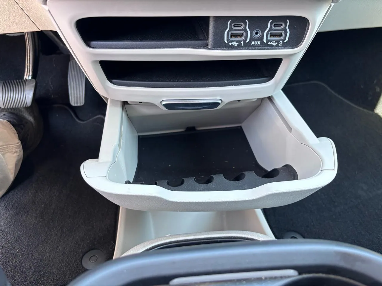 2024 Chrysler Pacifica Touring L FWD, photo 21