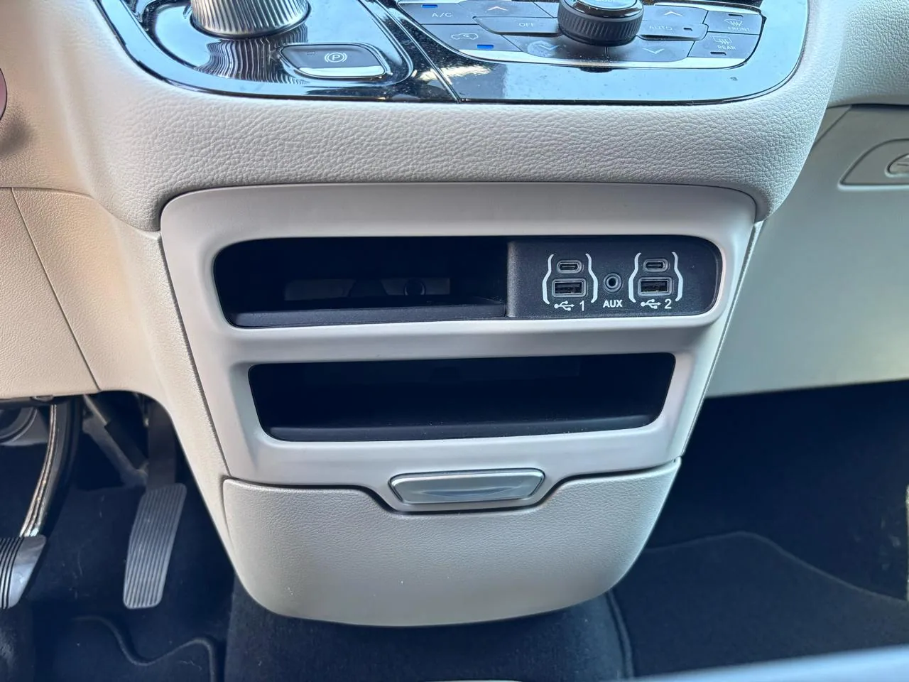 2024 Chrysler Pacifica Touring L FWD, photo 20