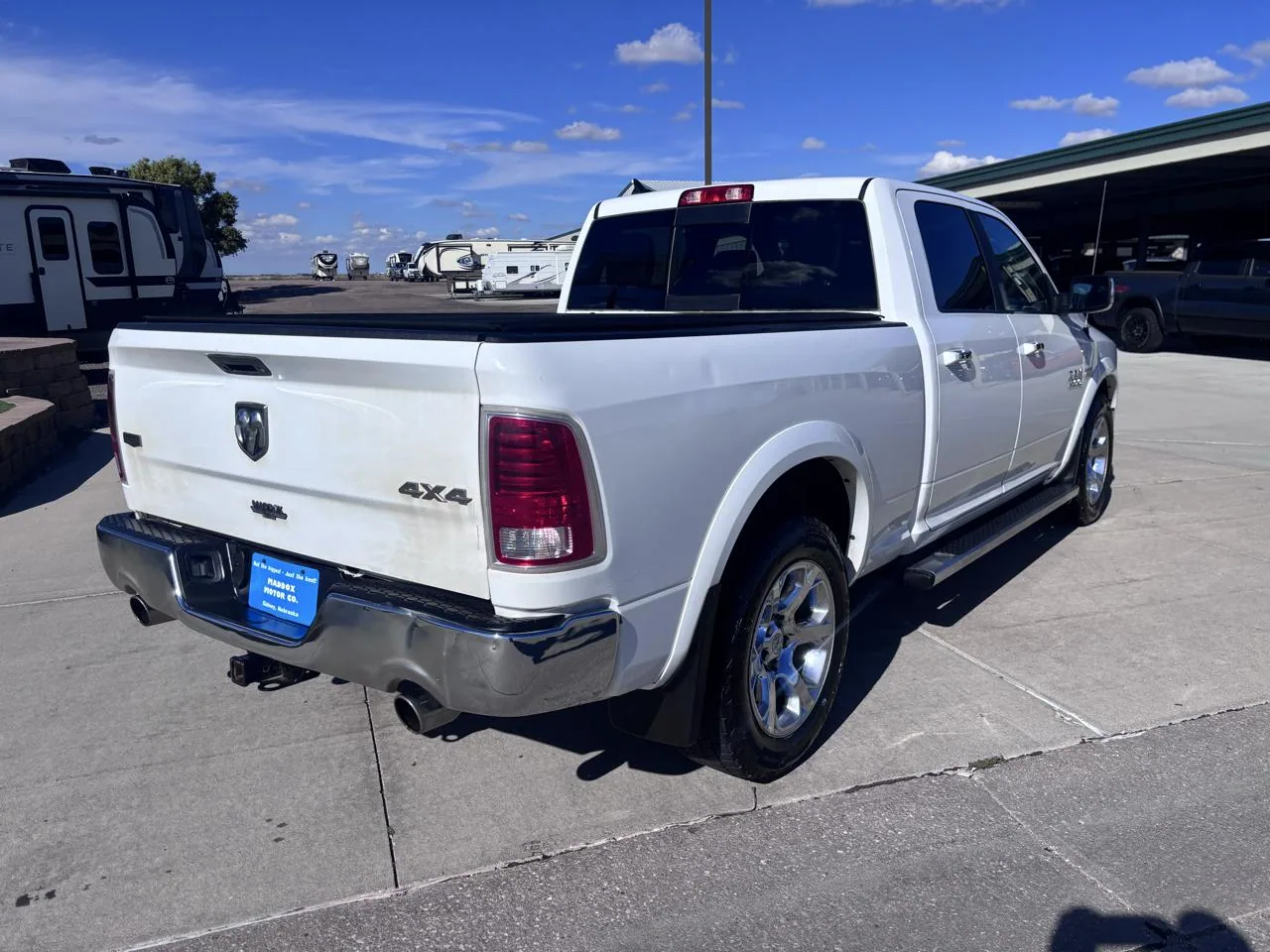 2018 RAM 1500 Laramie 4x4 Crew Cab 6'4" Box, photo 4