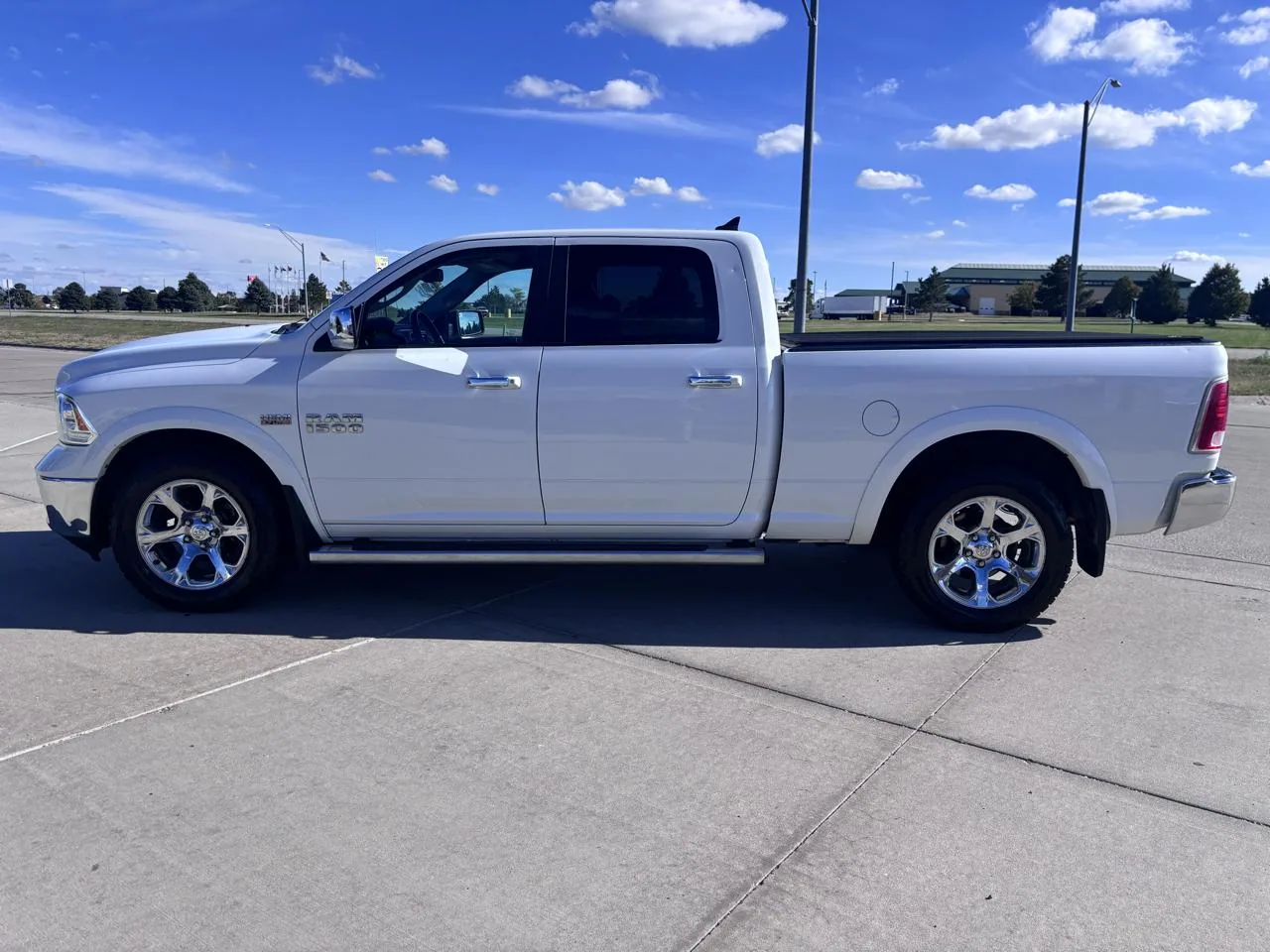 2018 RAM 1500 Laramie 4x4 Crew Cab 6'4" Box, photo 6
