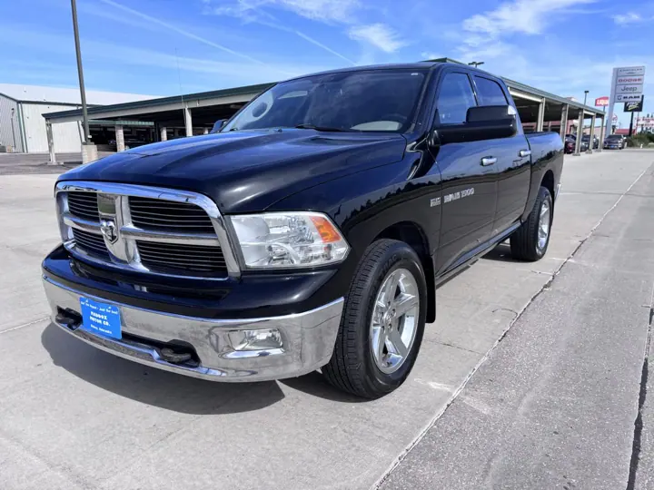2012 RAM 1500 4WD Crew Cab 140.5" Big Horn