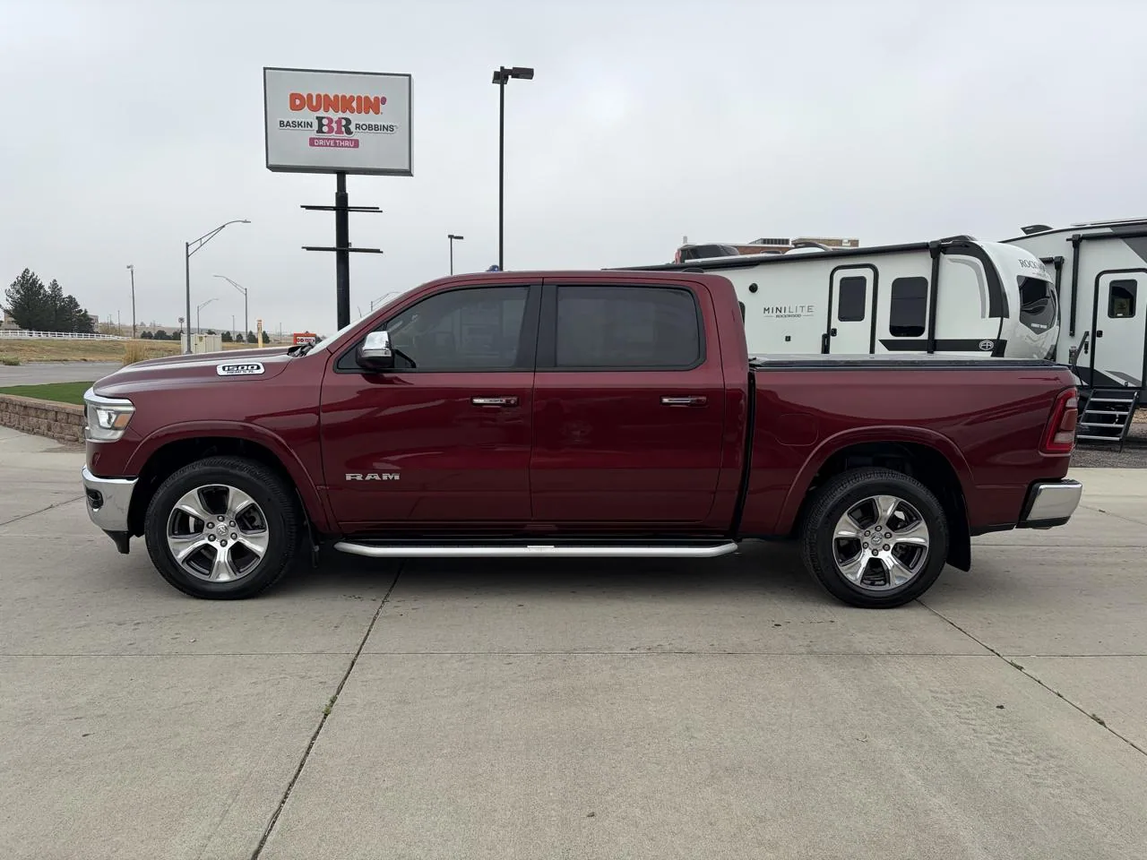 2019 RAM 1500 Laramie 4x4 Crew Cab 5'7" Box, photo 2