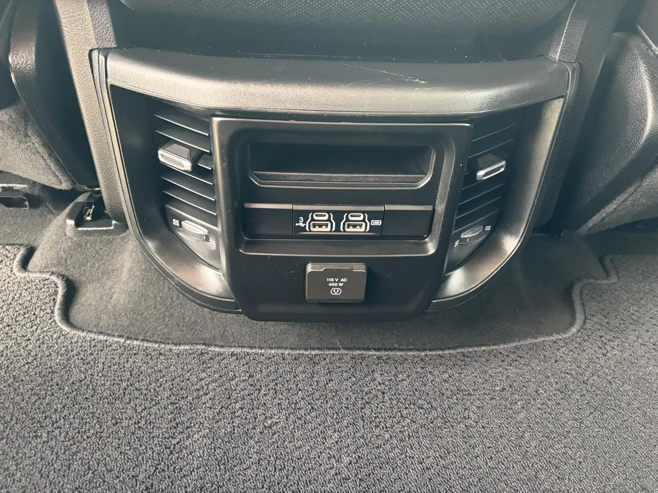 2019 RAM 1500 Laramie 4x4 Crew Cab 5'7" Box, photo 26