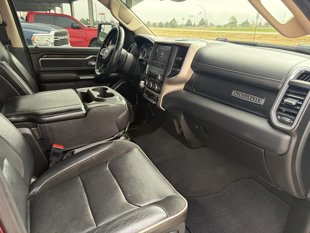 2019 RAM 1500 Laramie 4x4 Crew Cab 5'7" Box, photo 12