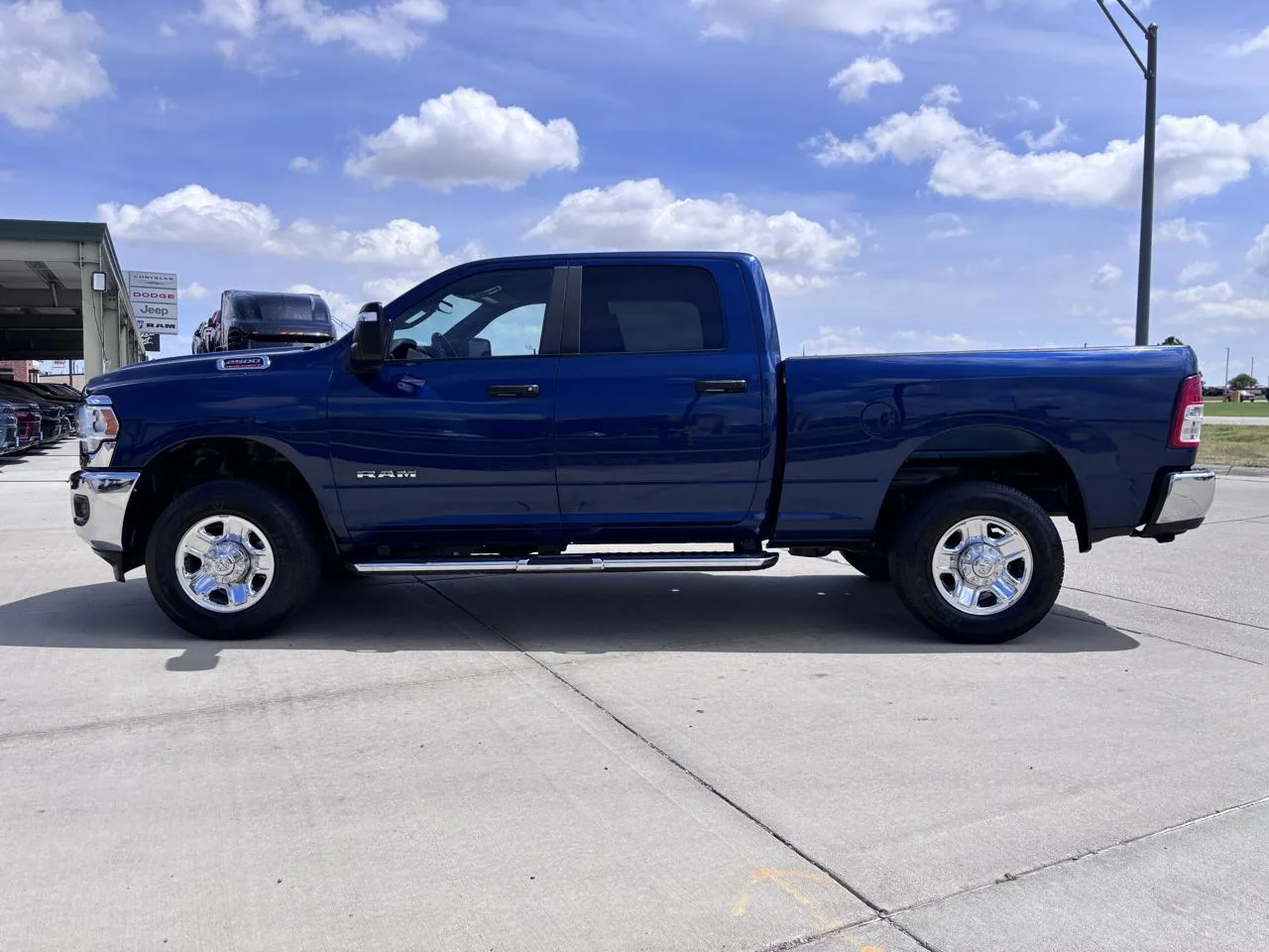 2024 RAM 2500 Big Horn 4x4 Crew Cab 6'4" Box, photo 6