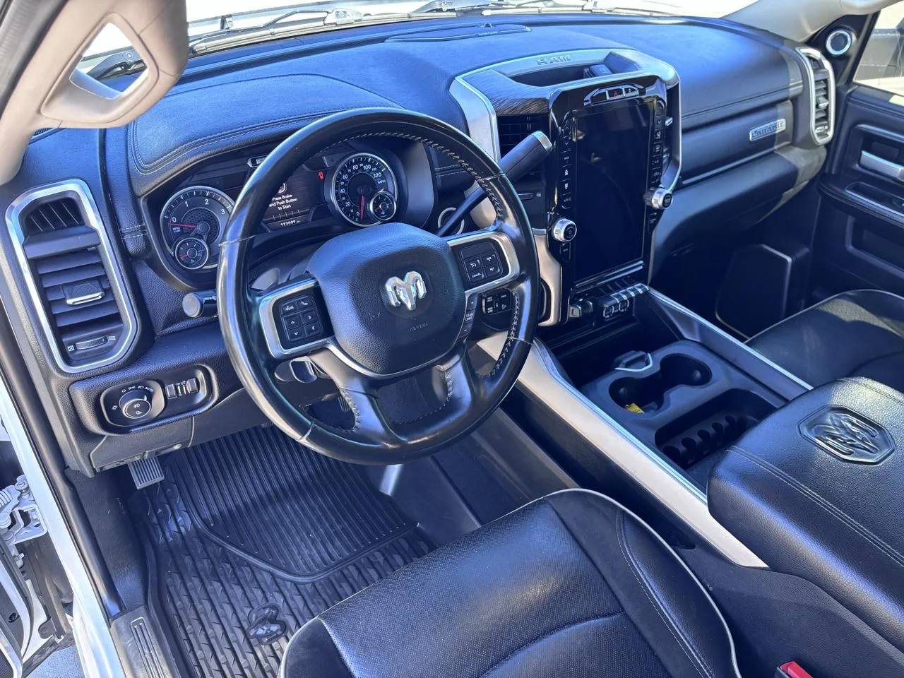 2021 RAM 2500 Laramie 4x4 Mega Cab 6'4" Box, photo 10
