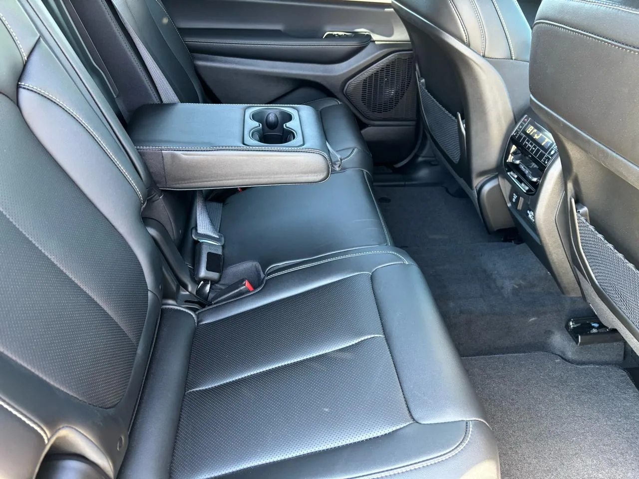 2025 Jeep Grand Cherokee L Limited 4x4, photo 22