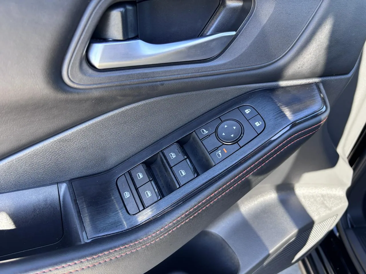 2026 Nissan Rogue 2026.5 AWD Rock Creek, photo 11