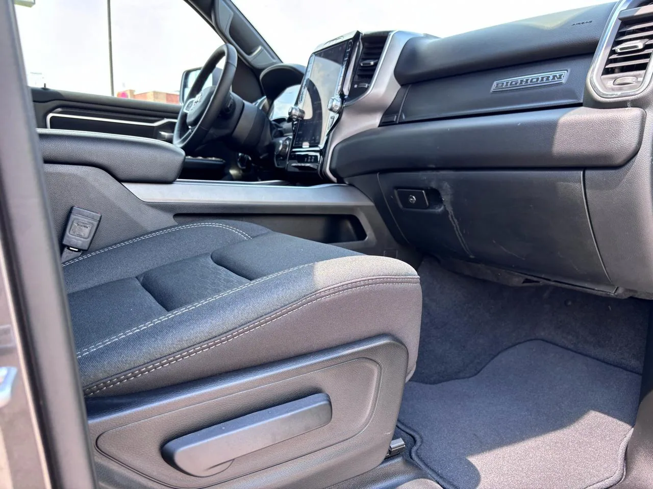 2025 RAM 1500 Big Horn 4x4 Crew Cab 5'7" Box, photo 21