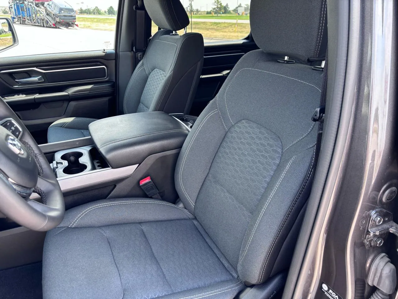 2025 RAM 1500 Big Horn 4x4 Crew Cab 5'7" Box, photo 9