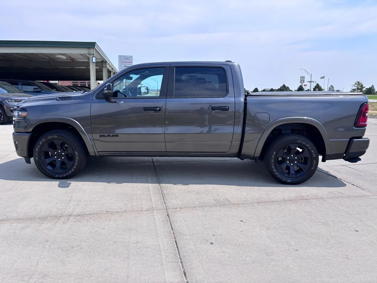2025 RAM 1500 Big Horn 4x4 Crew Cab 5'7" Box, photo 6