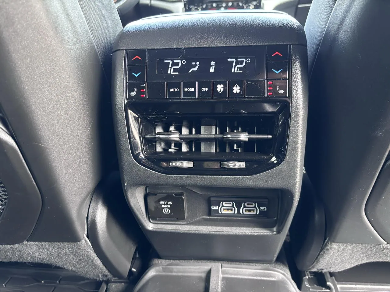 2025 Jeep Grand Cherokee Summit 4x4, photo 24