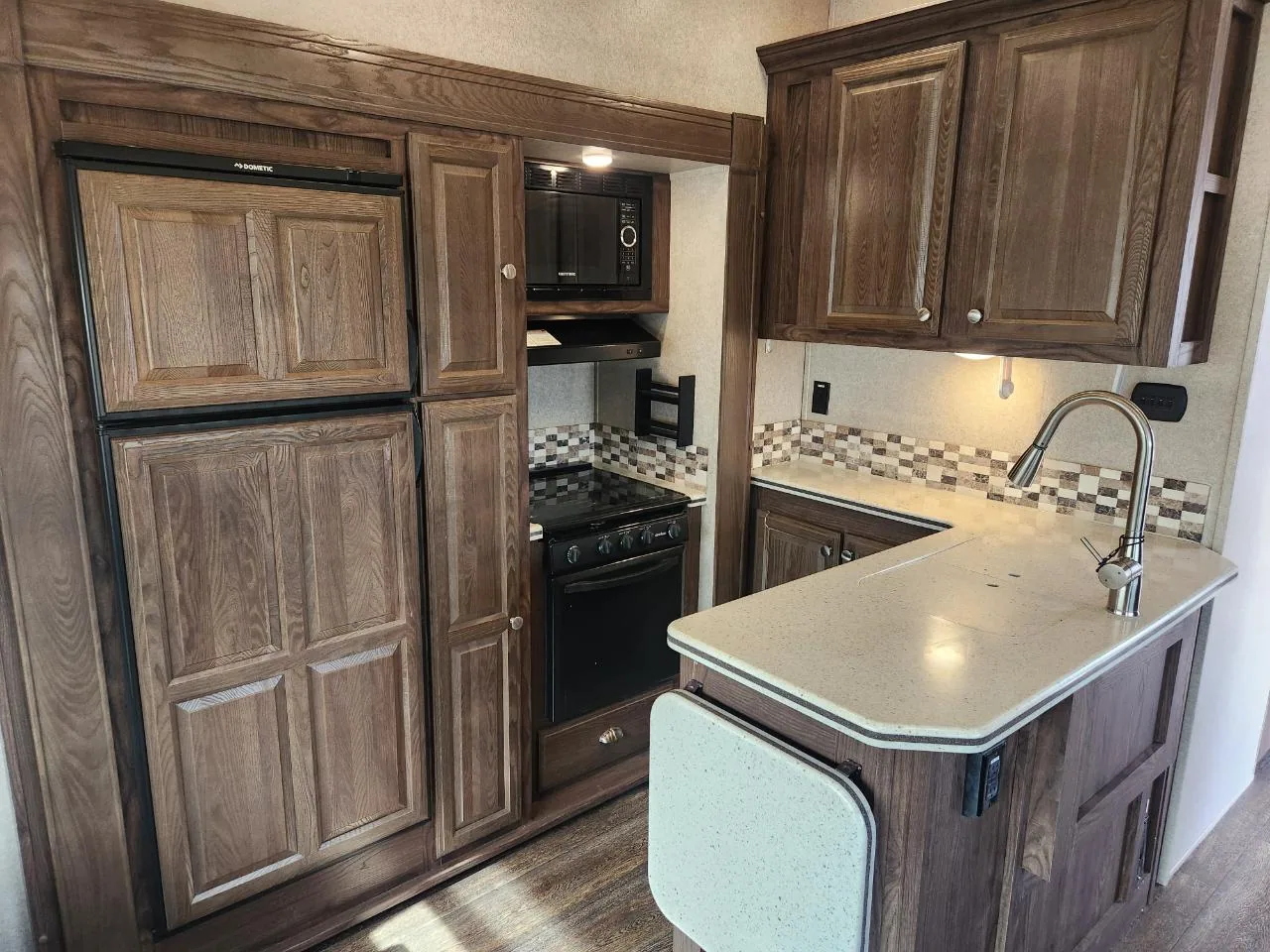 2018 Rockwood Signature 8295WS, photo 11