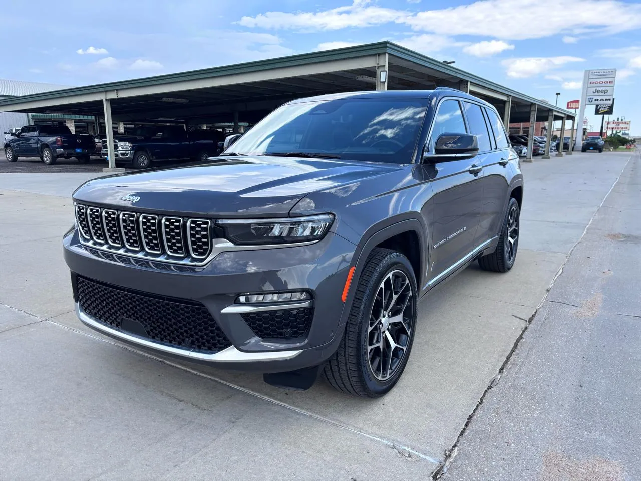 2025 Jeep Grand Cherokee Summit Reserve 4x4, photo 1