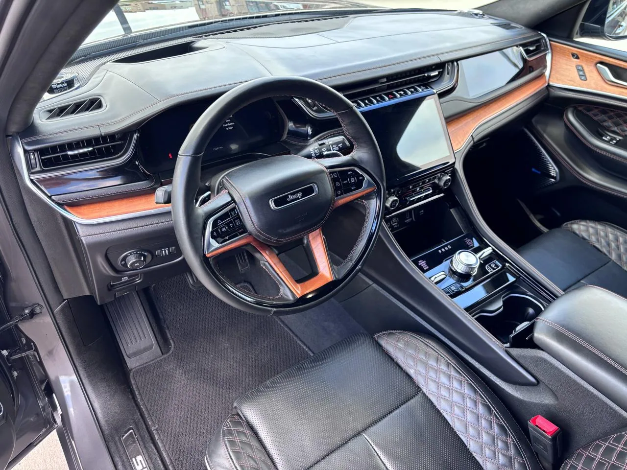 2025 Jeep Grand Cherokee Summit Reserve 4x4, photo 10