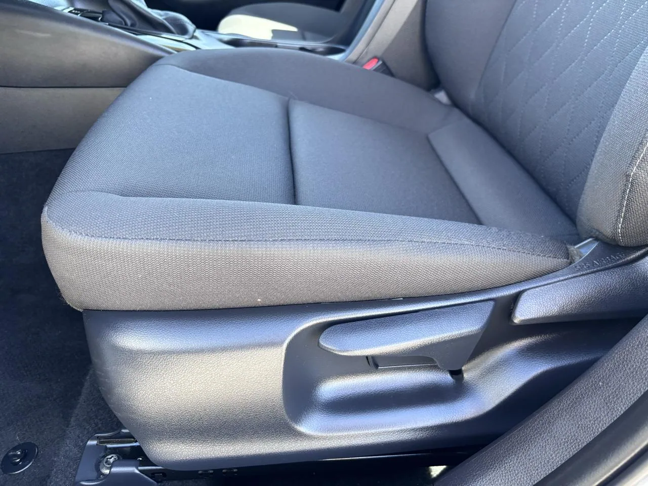 2026 Toyota Corolla LE CVT (Natl), photo 12