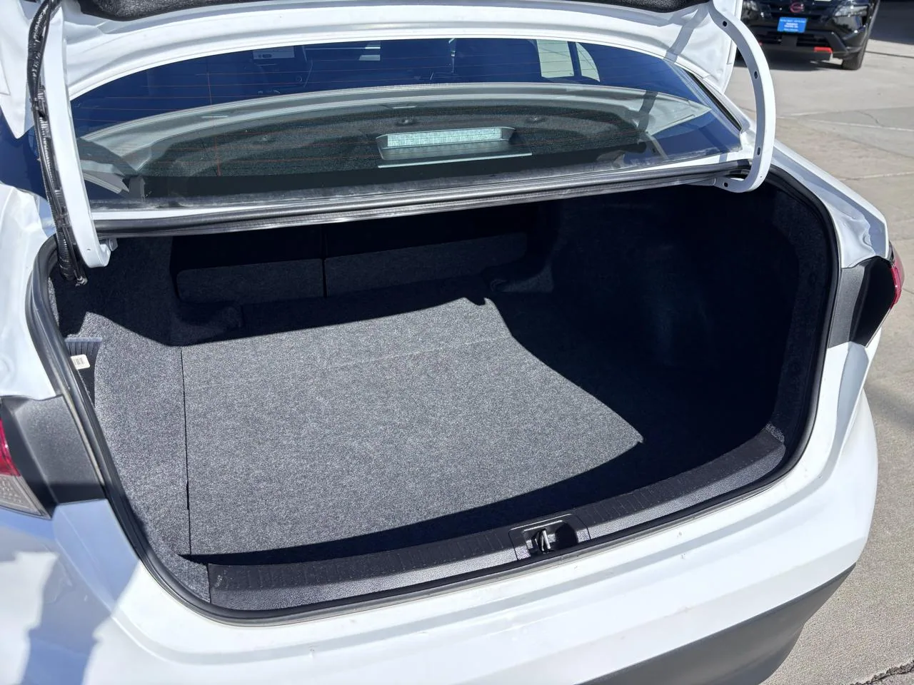2026 Toyota Corolla LE CVT (Natl), photo 7
