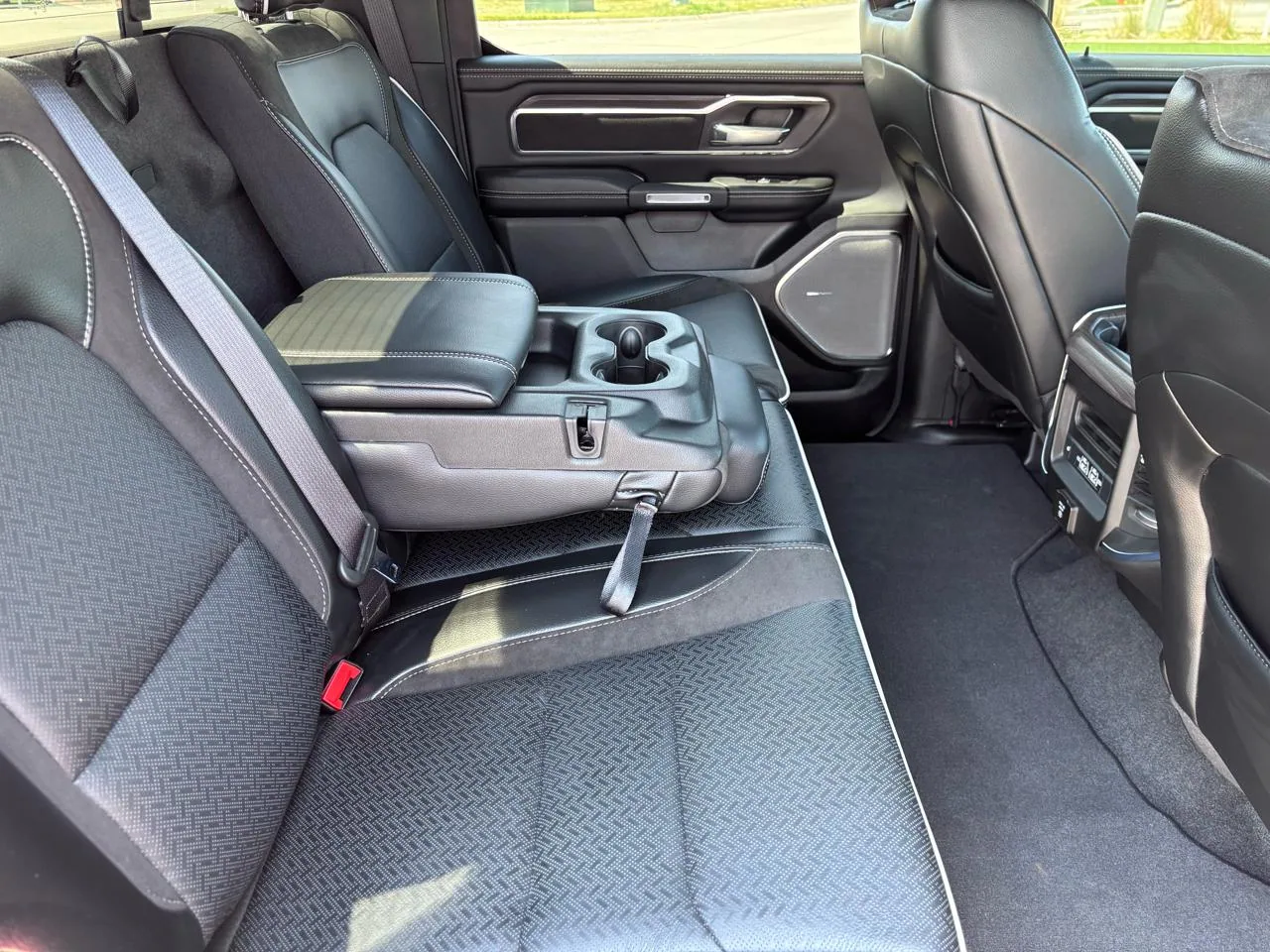 2025 RAM 1500 Laramie 4x4 Crew Cab 5'7" Box, photo 22