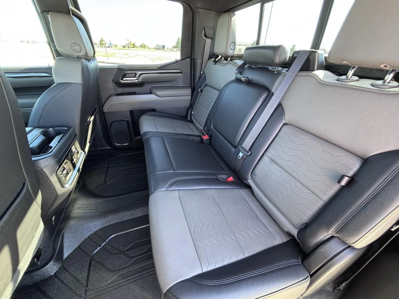 2022 Chevrolet Silverado 1500 4WD Crew Cab 147" ZR2, photo 7