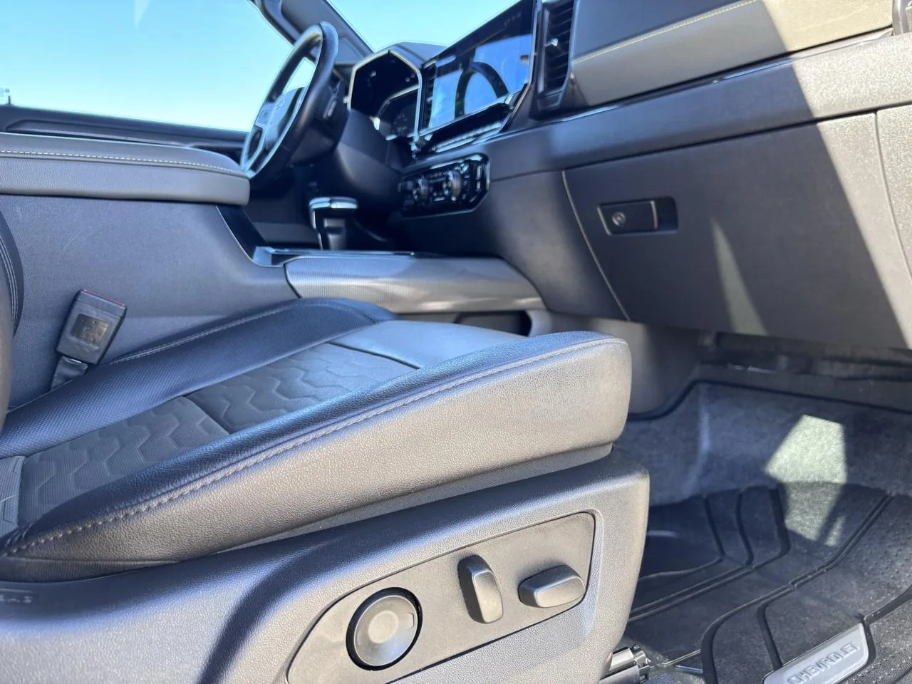 2022 Chevrolet Silverado 1500 4WD Crew Cab 147" ZR2, photo 19