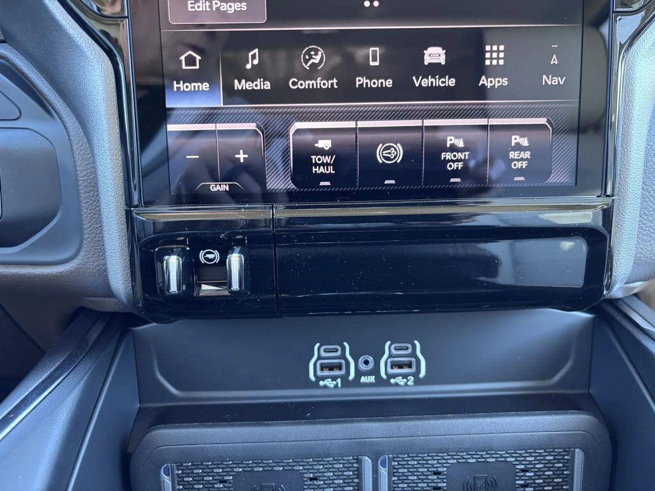 2027 RAM 2500 Laramie 4x4 Crew Cab 8' Box, photo 15