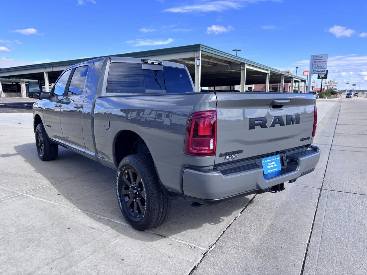 2027 RAM 2500 Laramie 4x4 Mega Cab 6'4" Box, photo 5