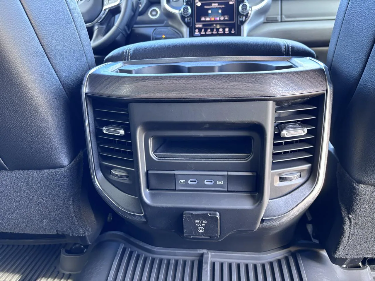 2027 RAM 2500 Laramie 4x4 Mega Cab 6'4" Box, photo 19